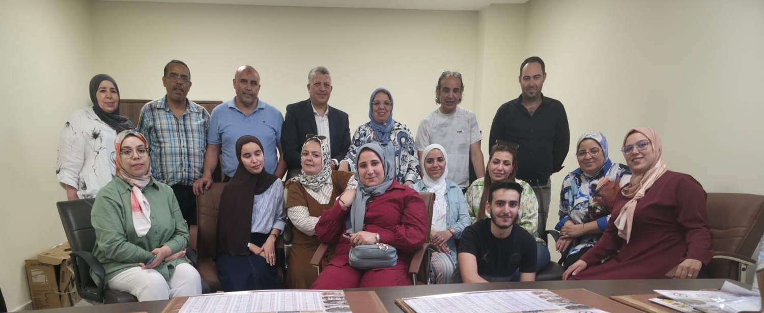 Regional council teams during a GeoMiz working session